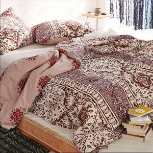 Urban Outfitters Bedding - Urban Outfitters Duvet Set Urban Outfitters Bedding - Urban Outfitters Duvet Set